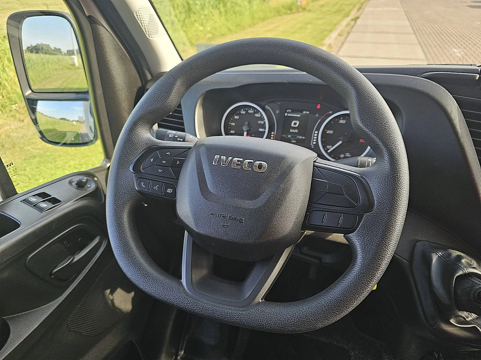 Iveco Daily 2022 - 35C16 imagem 10