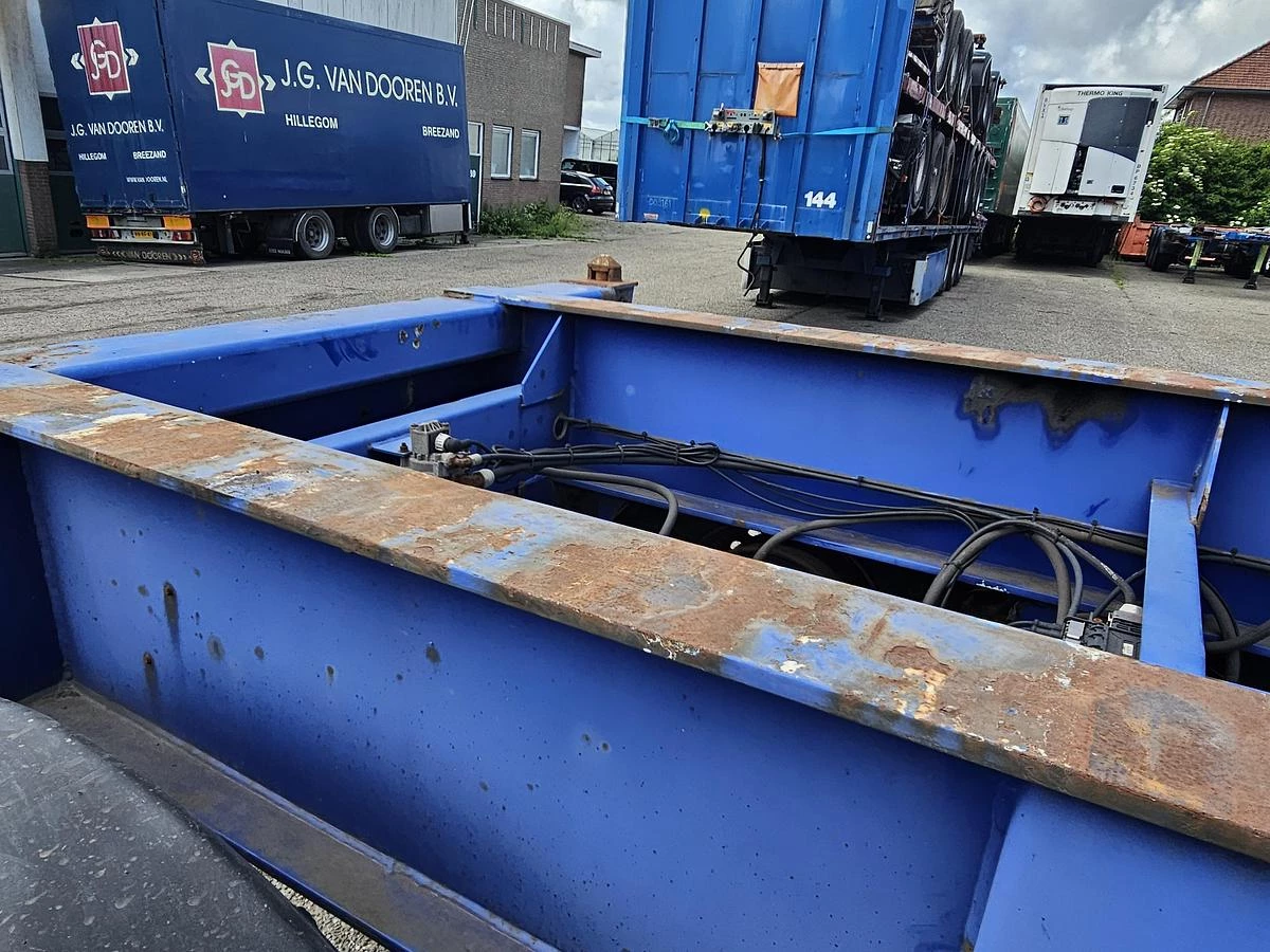 MKF METALLBAU CS 20 -20 FOOT- CONTAINER CHASSIS -HEAVY DUTY- BPW DRUM -STEEL SUSPENSION- GOOD QUALITY. 2007 zdjęcie 13