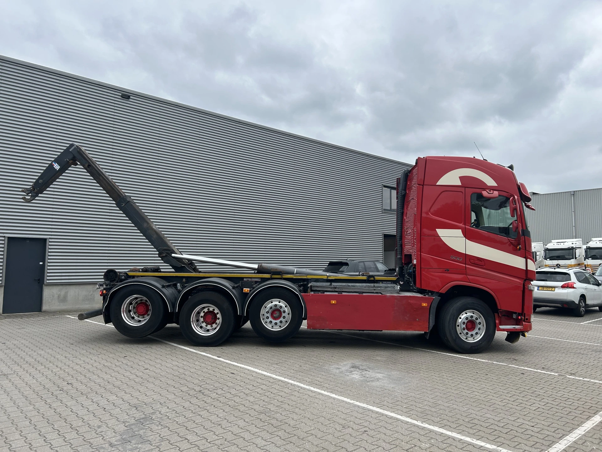 Volvo FH 2017 - 500 Globetrotter 8x2 Tridem / VDL Hook 25 Ton afbeelding 2