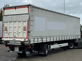 Krone 2017 - City / Schuifzeil-Dak / 2500kg Laadklep / Stuur-as / APK te koop
