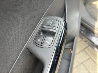 Opel Corsa 2007 - 1.2-16V Cosmo APK tot 05-2027 obrazek 20