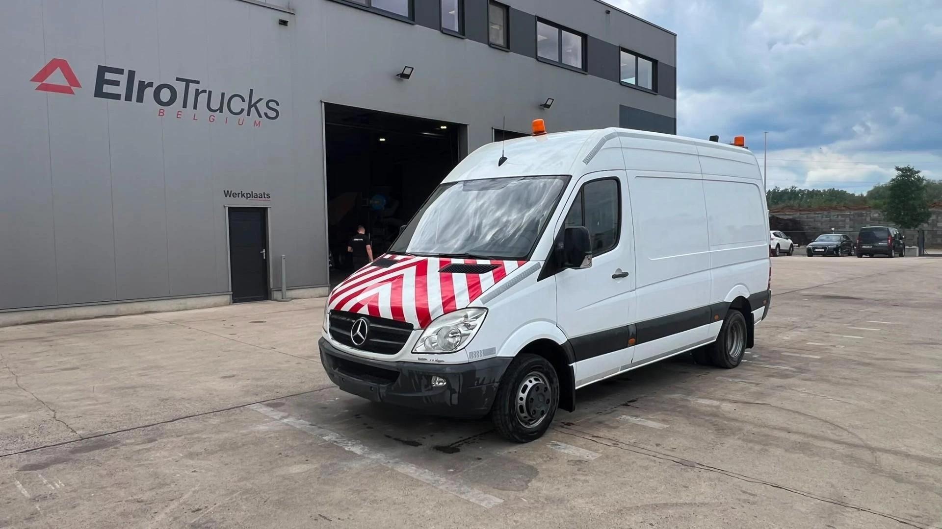 Mercedes-Benz Sprinter 2011 - 519 image 1