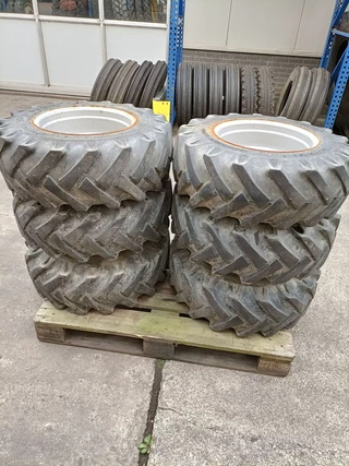 Vredestein 10/75-15.3 N/A - N/A te koop