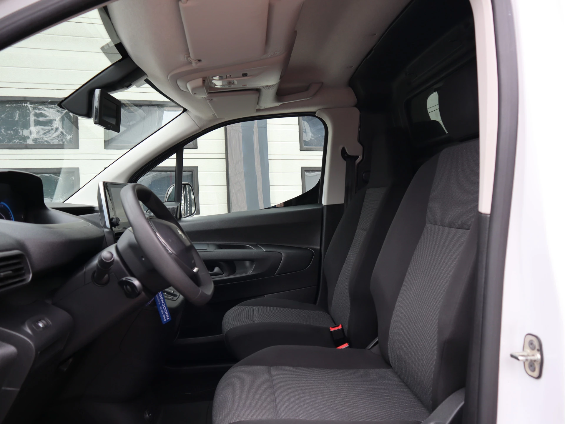 Peugeot e-Partner 2023 - 50 kWh Lang L2 - Apple Carplay - Snelladen - Camera - 1e Eigenaar obrázek 12