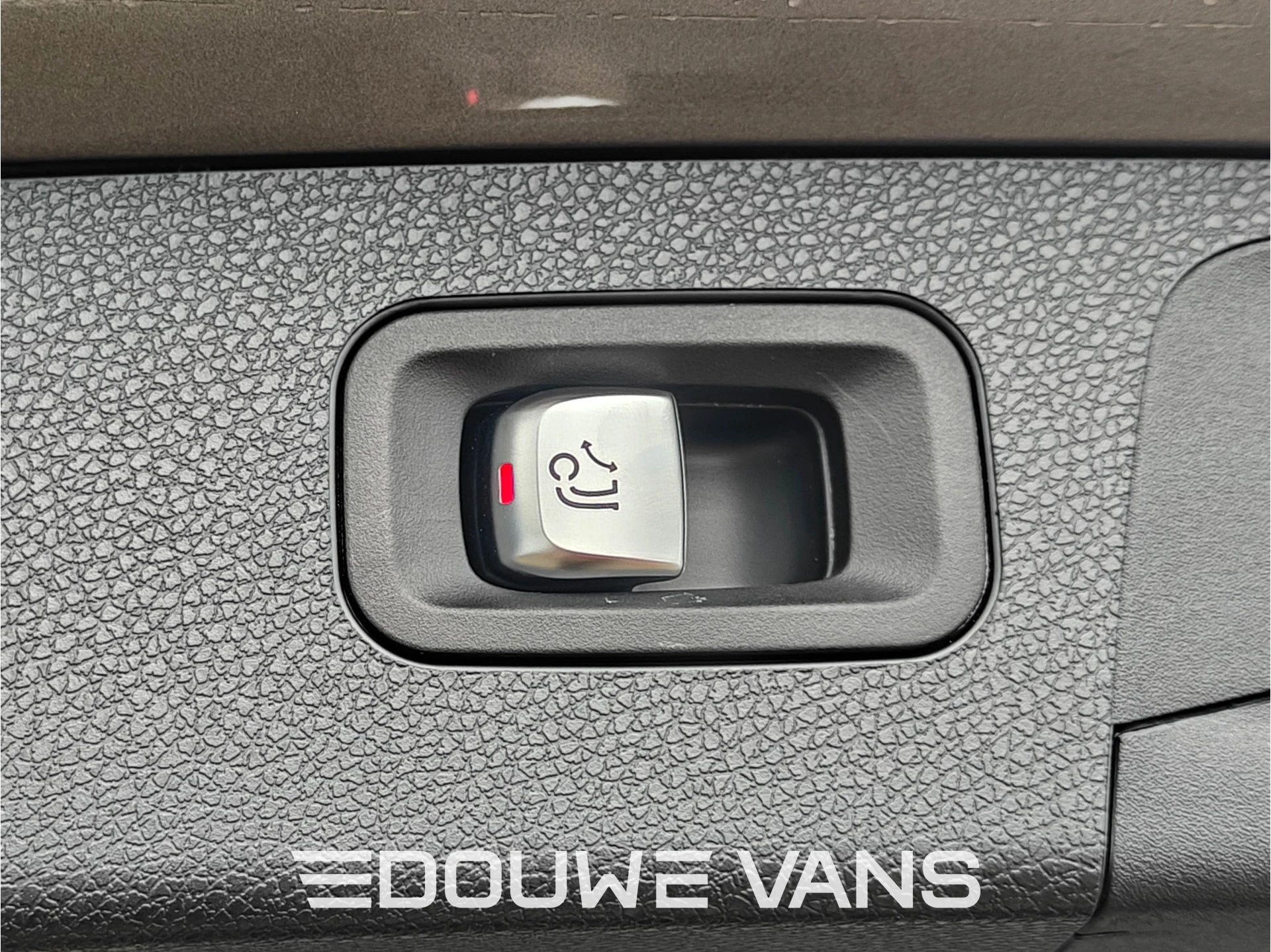 Mercedes-Benz E-Class 2022 - 300e Burmester Trekhaak Avantgarde Schuifdak Bild 8