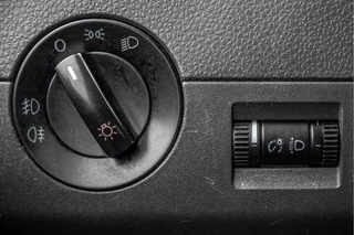 Volkswagen Transporter 2010 - T5 2.0 TDI L1H1 | 140 PK | Airco | Trekhaak bild 20