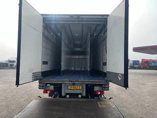 Mercedes-Benz Antos 2016 - Refrigerated Box | Tail Lift | Low mileage | 2016 obrazek 8
