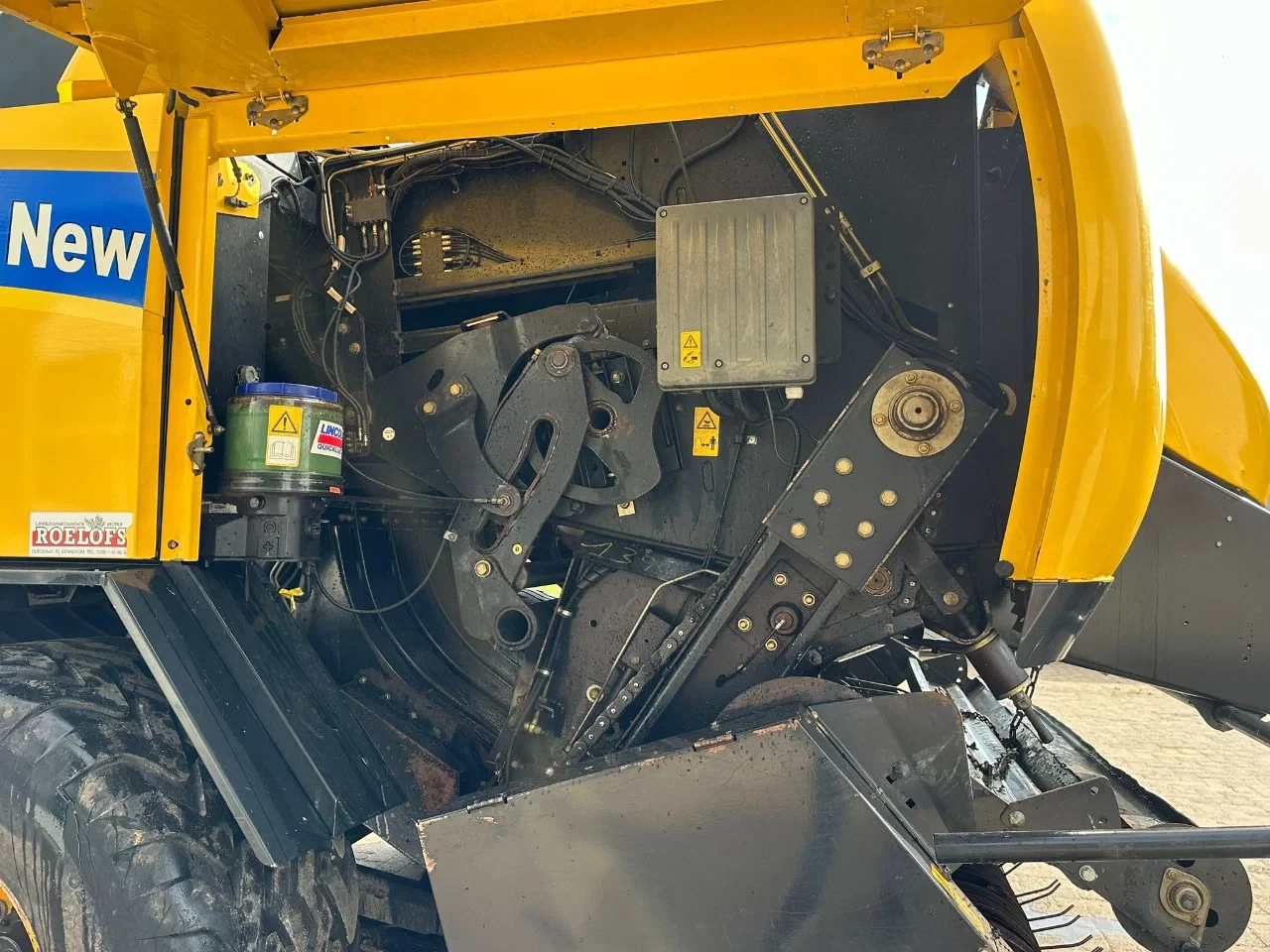 New Holland BB9070 2009 - CropCutter afbeelding 13