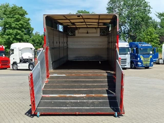 Volvo FM 2007 - 300 4x2 - Livestock 1 deck - Ventilation - Euro 4 - I shift imagen 9