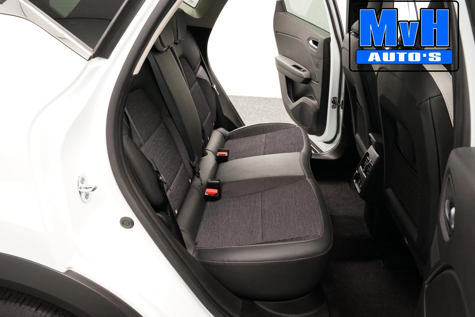 Renault Captur 2022 - 1.3 TCe 140 Intens|PARELMOER|CAMERA|LED|NAP afbeelding 62