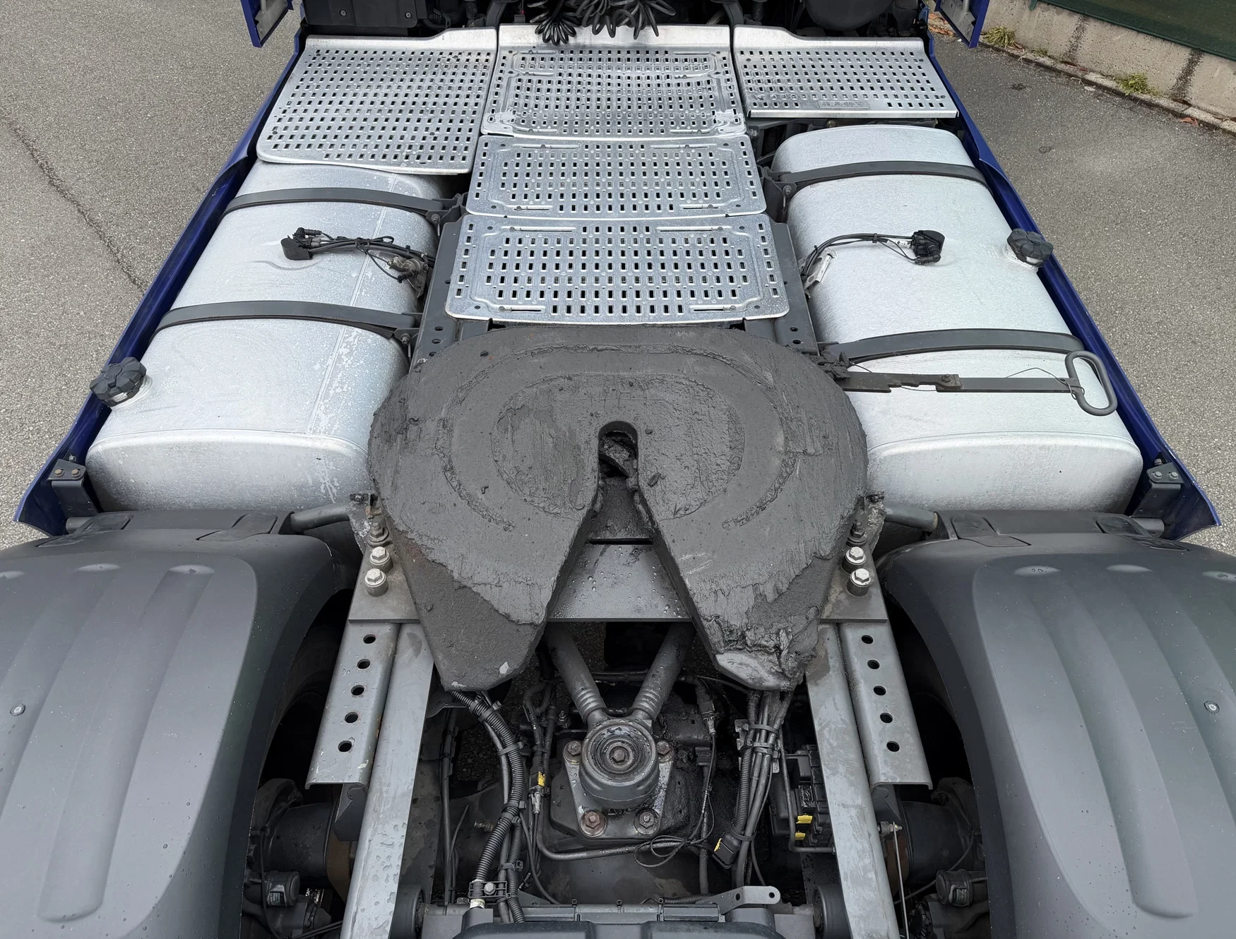 DAF XF480 2018 - FT SSC 2X TANKS NEW SMART TACHO 2 ONLY 562.000 KM NL-TRUCK 2 PIECES AVAILABLE image 18