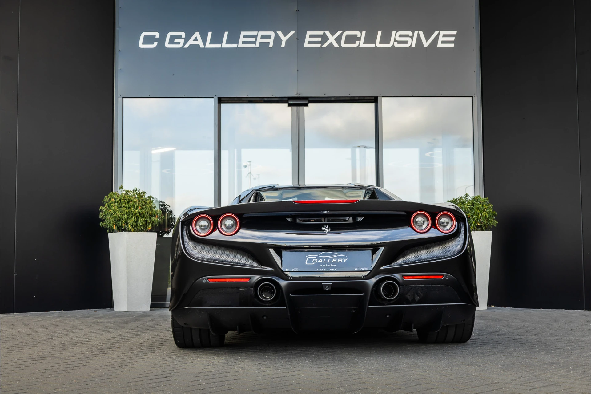 Ferrari F8 Spider 2022 - 3.9 V8 HELE obrázek 8
