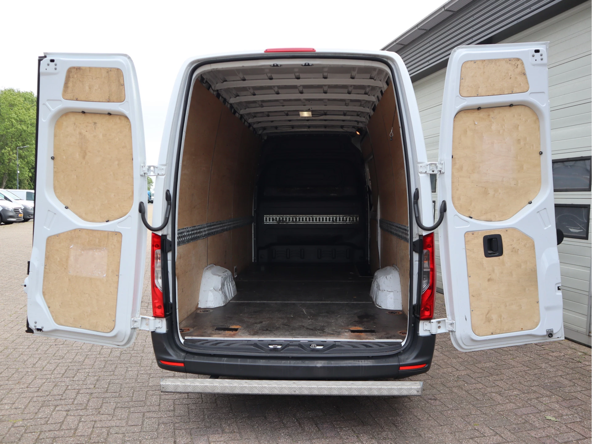 Mercedes-Benz Sprinter 2019 - 316 CDI L3H2 Maxi Euro 6 - MBUX - Cruise image 3