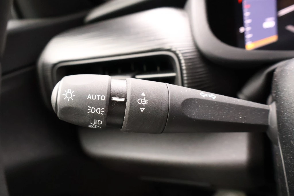 Jeep Avenger 2023 - 1.2 ALTITUDE / 18 inch + All Season / Apple Carplay / LED Lampen afbeelding 49