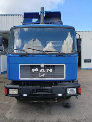 MAN F2000 1996 - , 32-322 , 6x4 , ZF Manual , Tipper , Spring Suspension zdjecie 9