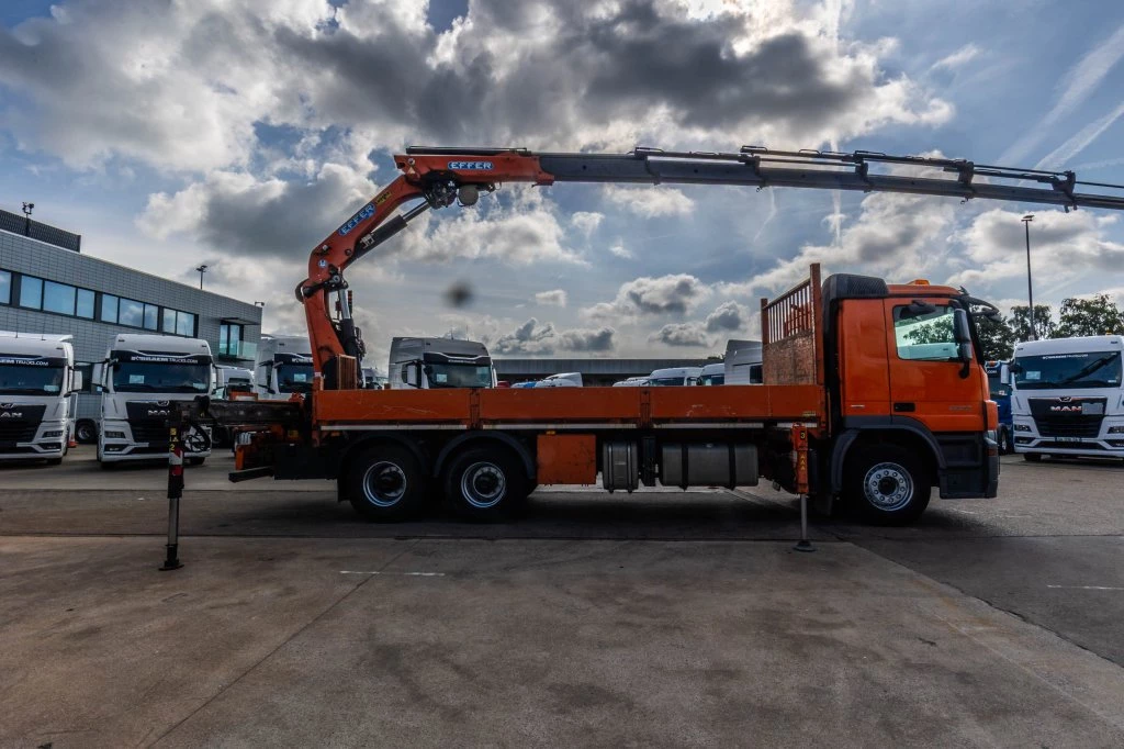 Mercedes-Benz Actros 2011 - 2636 K-MP3 + EFFER 305/8S image 3
