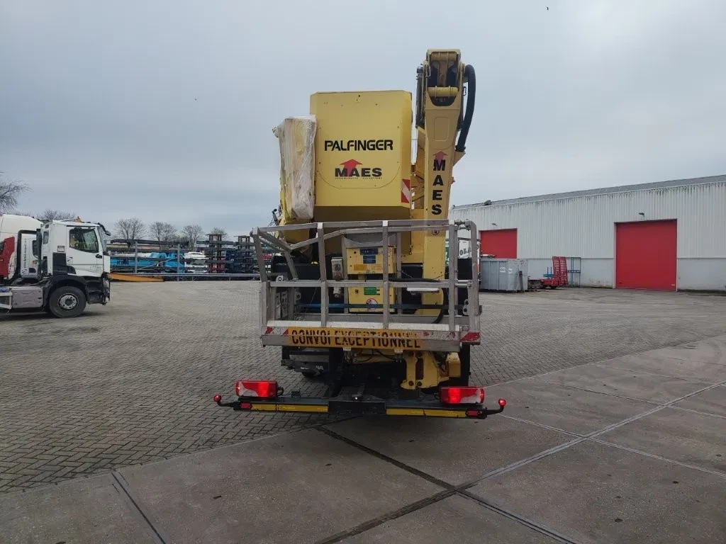 Scania P 2016 - P450 / 10X4 / RETARDER / PALFINGER P900 / 90 METER HEIGHT / ONLY:87832 KM / 2XBIG AXLE / EURO-6 / 2016 image 3