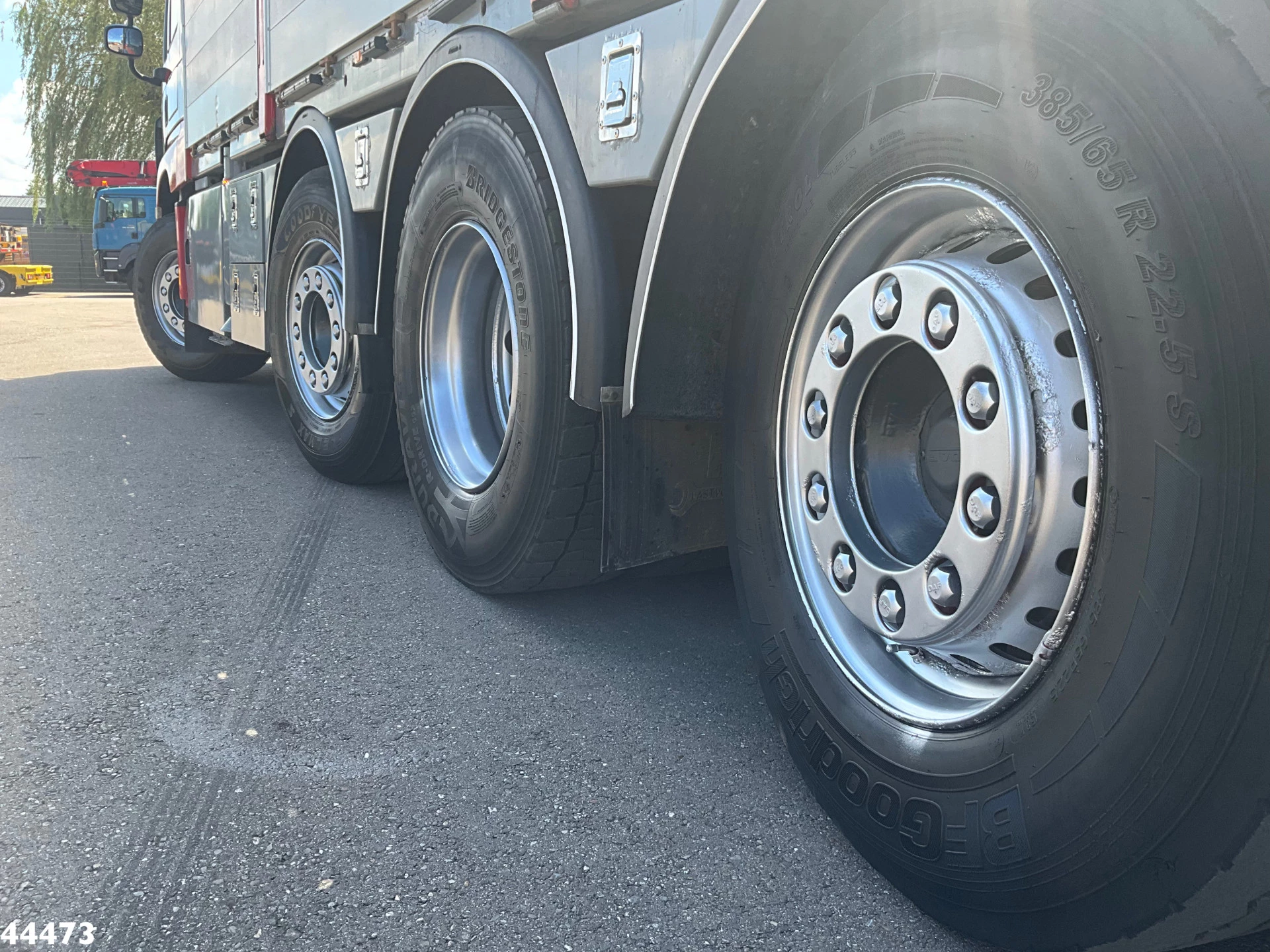 DAF FAQ CF 510 8x2 Euro 6 HMF 40 Tonmeter laadkraan + Fly-JIb 2015 obrázek 12