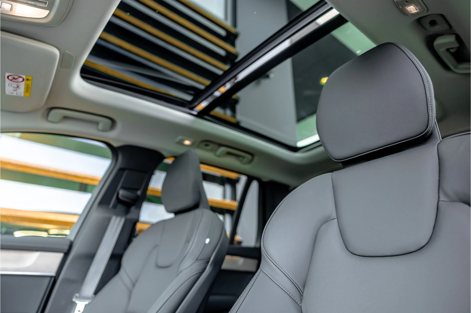 Volvo XC90 2025 - 2.0 T8 Plug-in hybrid AWD Plus Bright afbeelding 21