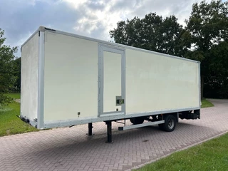 Veldhuizen N/A 2009 - Be oplegger gesloten 5480 kg met met laadklep 1000 kg image 2
