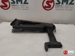 Mercedes-Benz N/A 2012 - Occ cabinebeugel + montagebeugel rechtsvooraan Mer obrazek 1