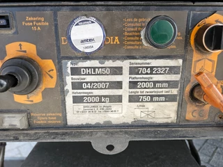 LAG 0-1-23 2007 - 0-1-23 Nieuwe Apk Laadklep 2000 kg Omega vloer imagen 19