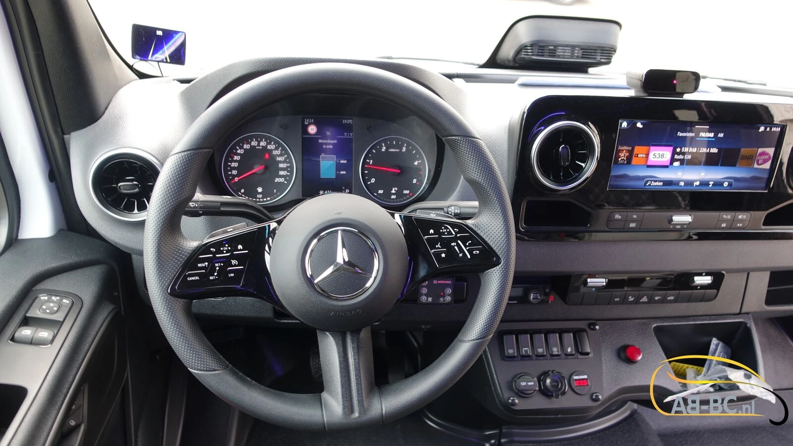 Mercedes-Benz Sprinter 2026 - Aveuro 519 CDI 21 seats EURO 6 obrázek 48