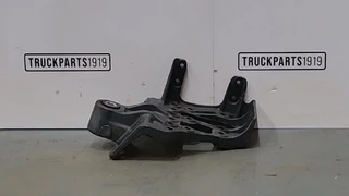 Mercedes-Benz - Body & Chassis Parts Bladveersteun Li. MB for sale