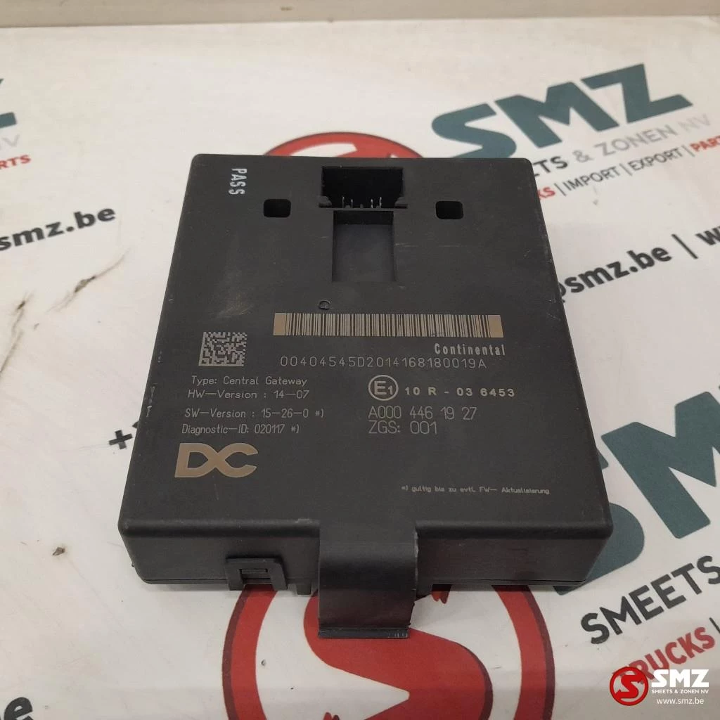 Mercedes-Benz 2016 - Occ ECU Central Gateway regeleenheid Mercedes afbeelding 1