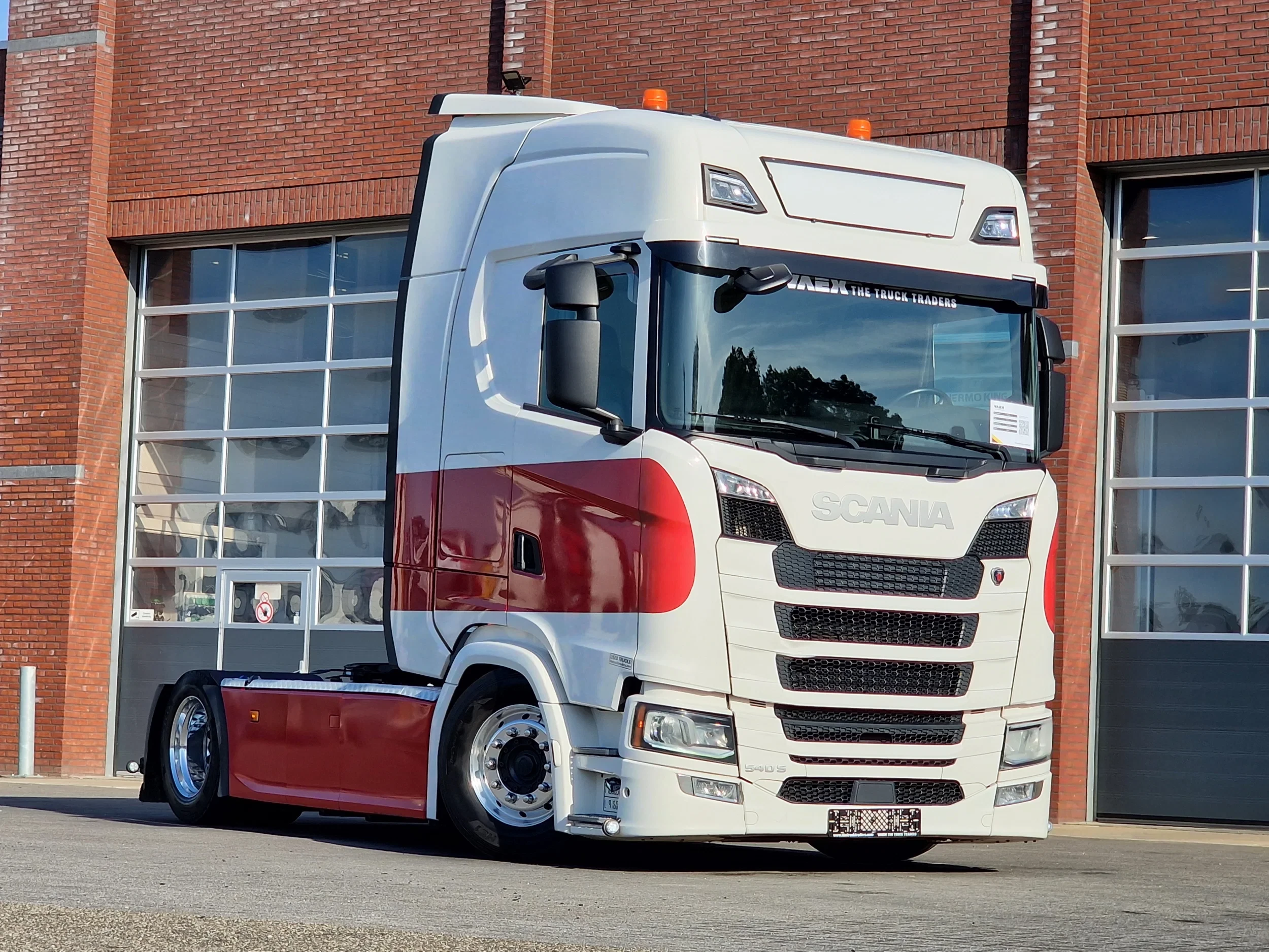Scania S 2021 - S540 NGS Highline 4x2 - Low deck - Retarder - Custom interior - Night clima - Full air - Led - Navi obrázek 28