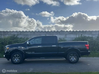 Nissan Titan 2016 - XD 5.0 V8 Cummins TD Platinum Reserve obrazek 4