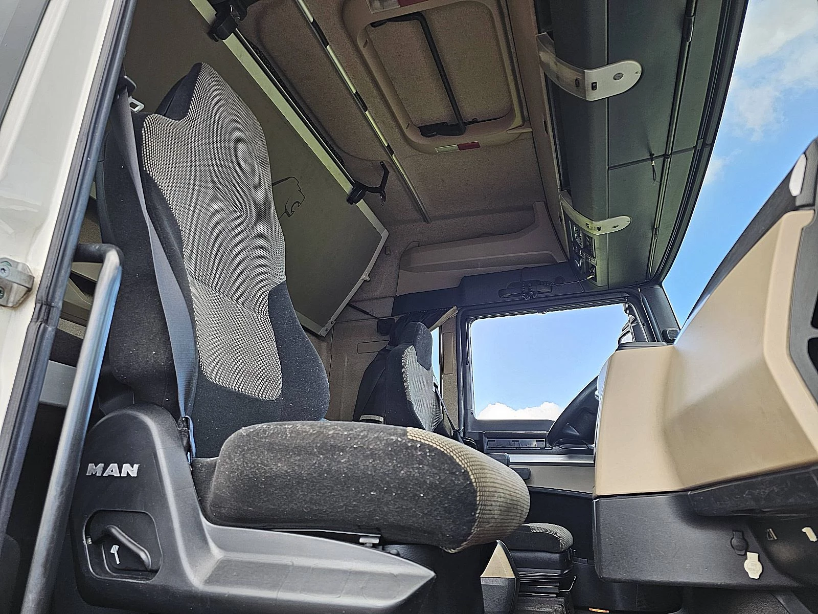 MAN TGX 2018 - 18.460 image 7
