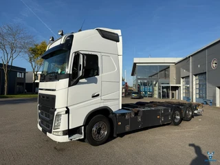 Volvo FH 2016 - FH4-500 / XL / VEB+ / I-PARKCOOL / DYNAMIC STEERING / DOUBLE TANK / LIFT+LENKACHSE / ACC / LWDS / NAVI / XENON / PLATFORM 2 TON / AUTOMATIC / EURO-6 / 2016 te koop