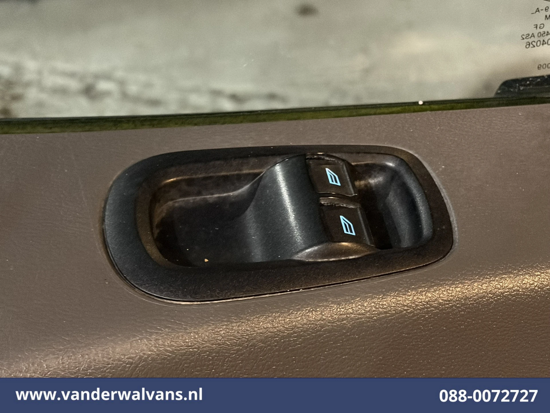 Ford Transit 2022 - 2.0 TDCI 131pk L3H2 Euro6 Airco | Camera | Cruisecontrol | Verwarmde Voorruit afbeelding 17