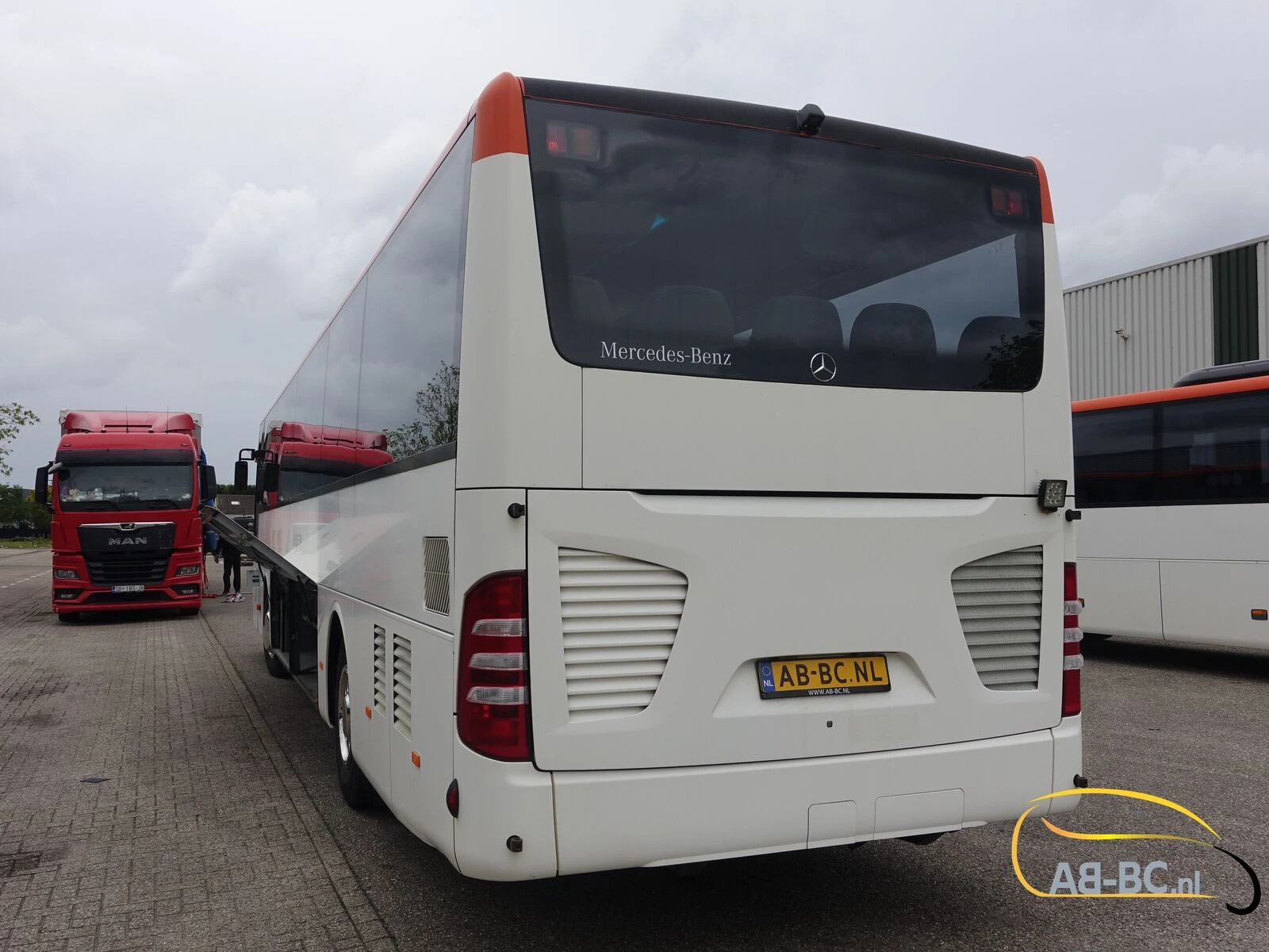 Mercedes-Benz Intouro 49 Seats Liftbus EURO 6 2016 afbeelding 25