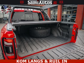 Dodge Ram Pick-Up 2023 - TRX HELLCAT | 6.2 V8 702PK | FLAME RED | BOM VOL | CARBON | RAMBAR | HUD | LPG | BEAD-LOCK WHEELS | obrazek 105