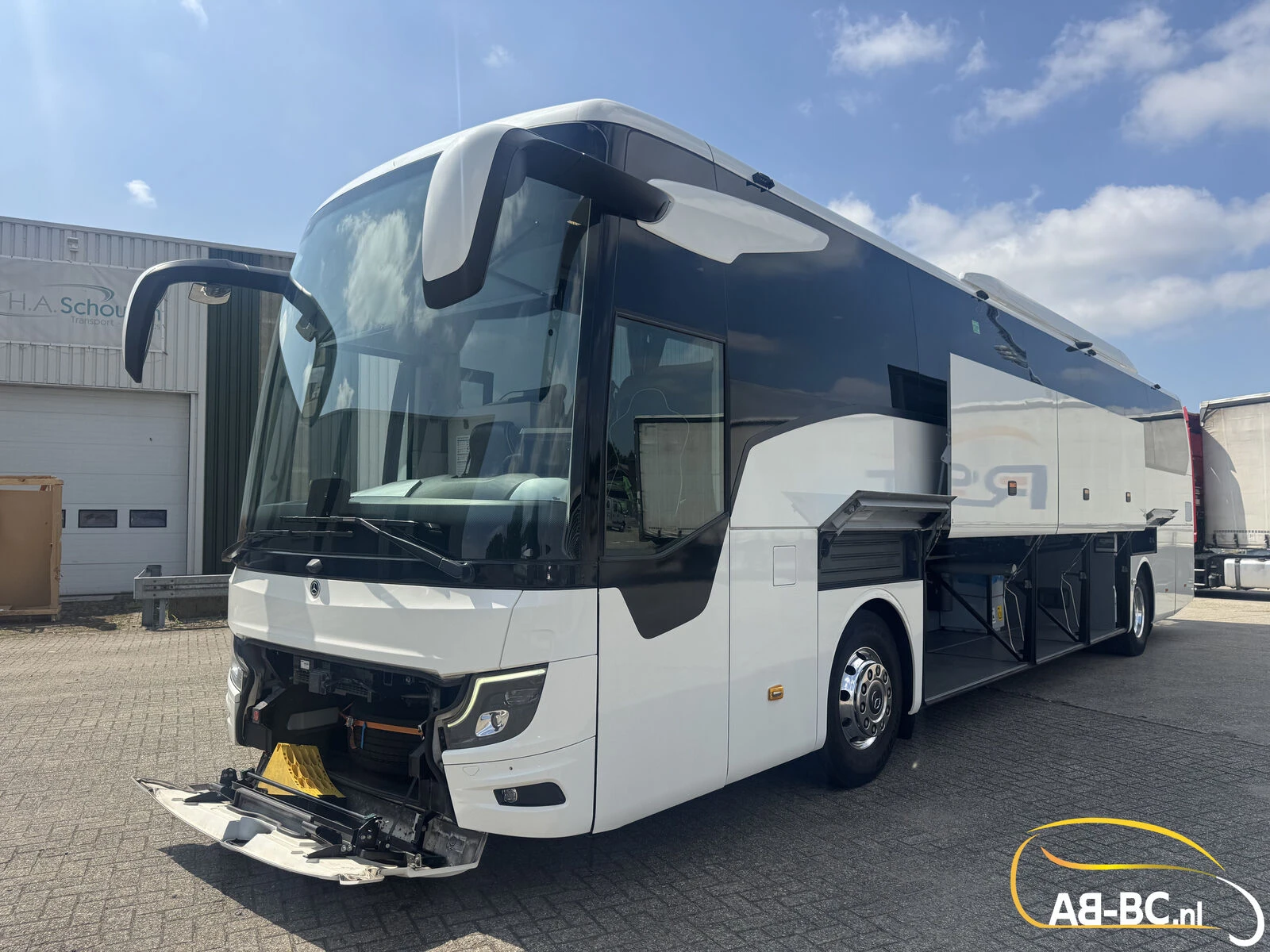 Mercedes-Benz Tourismo RHD 2023 afbeelding 10