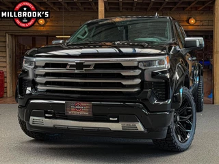 Chevrolet Silverado 2025 - High Country, obrazek 3