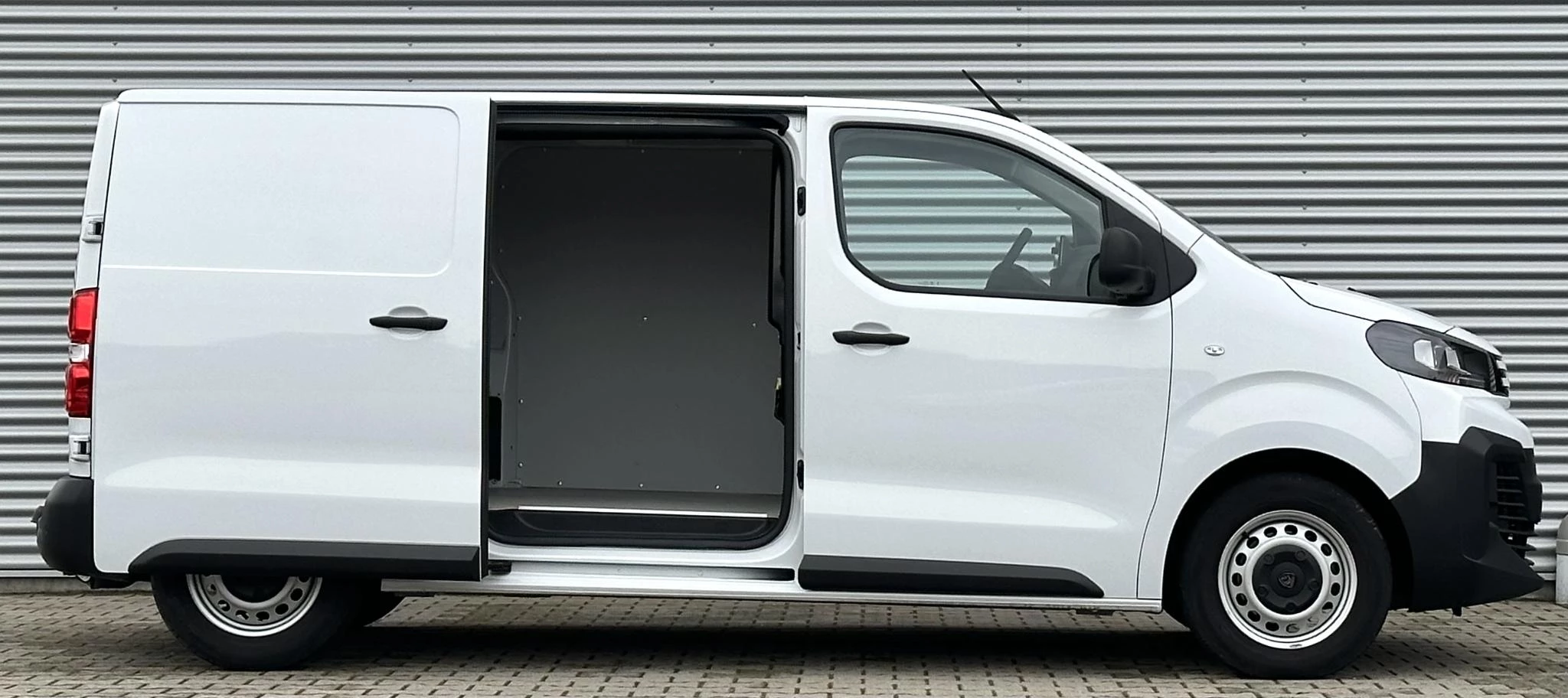 Peugeot Expert 2024 - 2.0 BlueHDi 145 PK L2 Automaat Nieuw model image 3