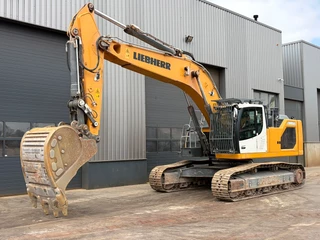 Liebherr R945 S-HD 2021 afbeelding 2 miniatuur