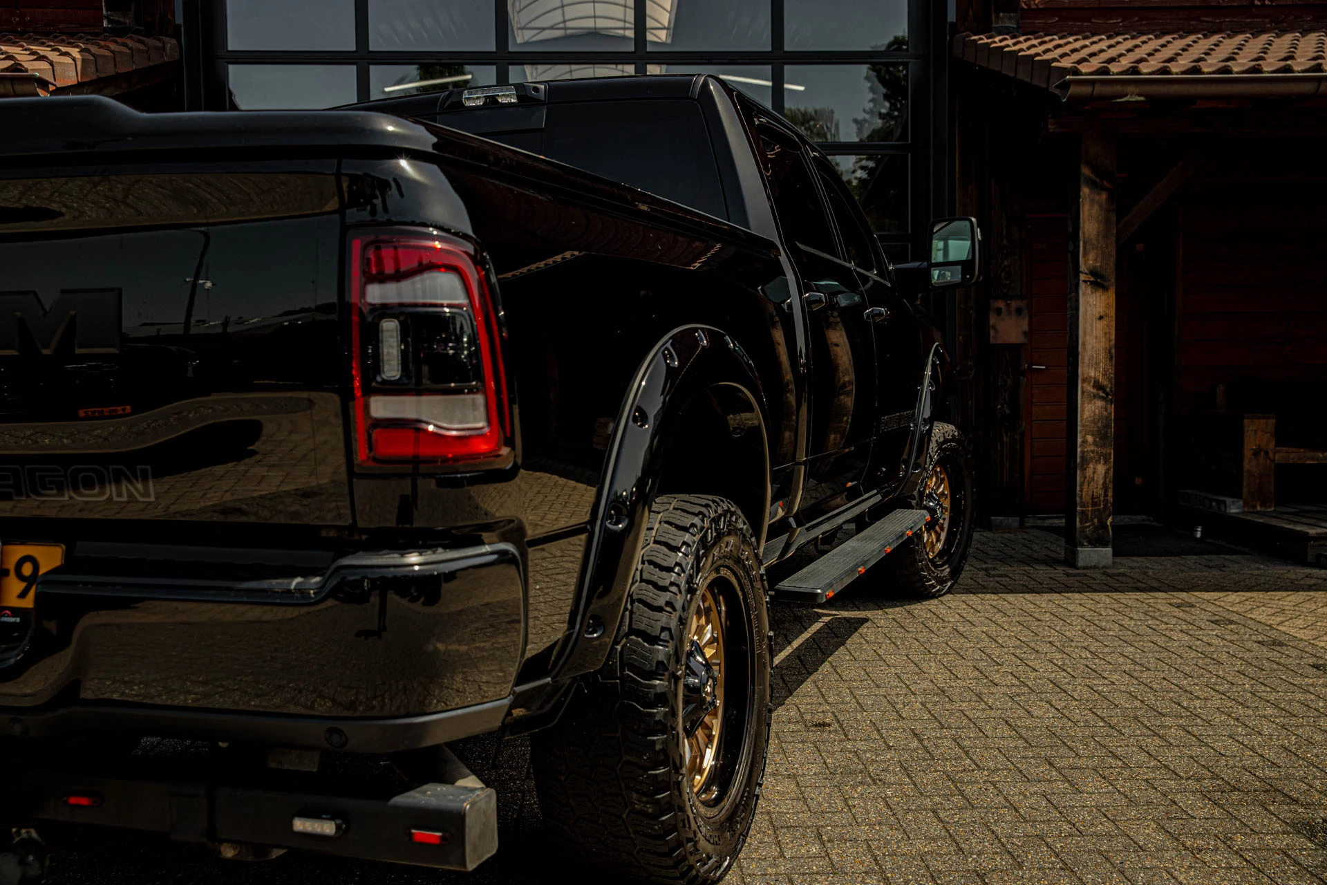 Dodge Ram Pick-Up 2023 - DODGE 2500 Power Wagon | Wide Body | Lier |1500 km rijbereik | zdjęcie 7
