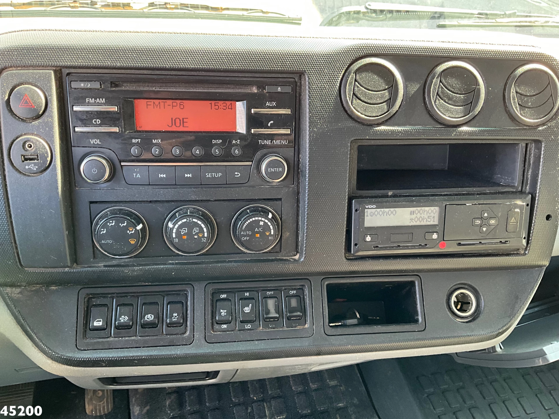 Renault D 180 Hiab 3,8 Tonmeter Euro 6 Just 178.017 km! 2016 image 15