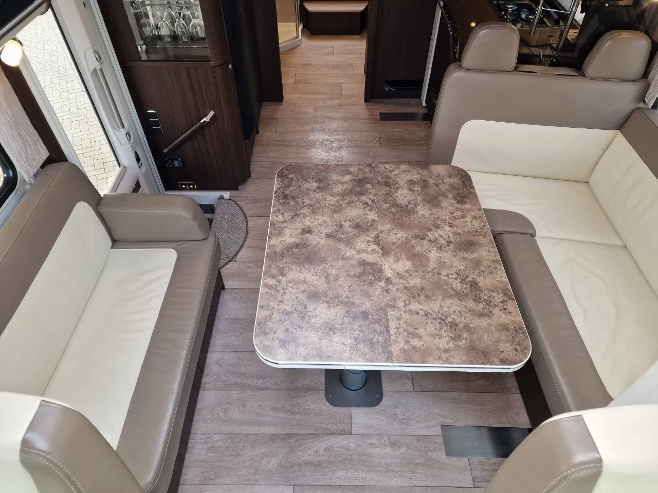Mercedes-Benz 2018 - Morelo Palace Liner 97 GO Slide-Out 300pk Slide-Out + Smart Garage afbeelding 73