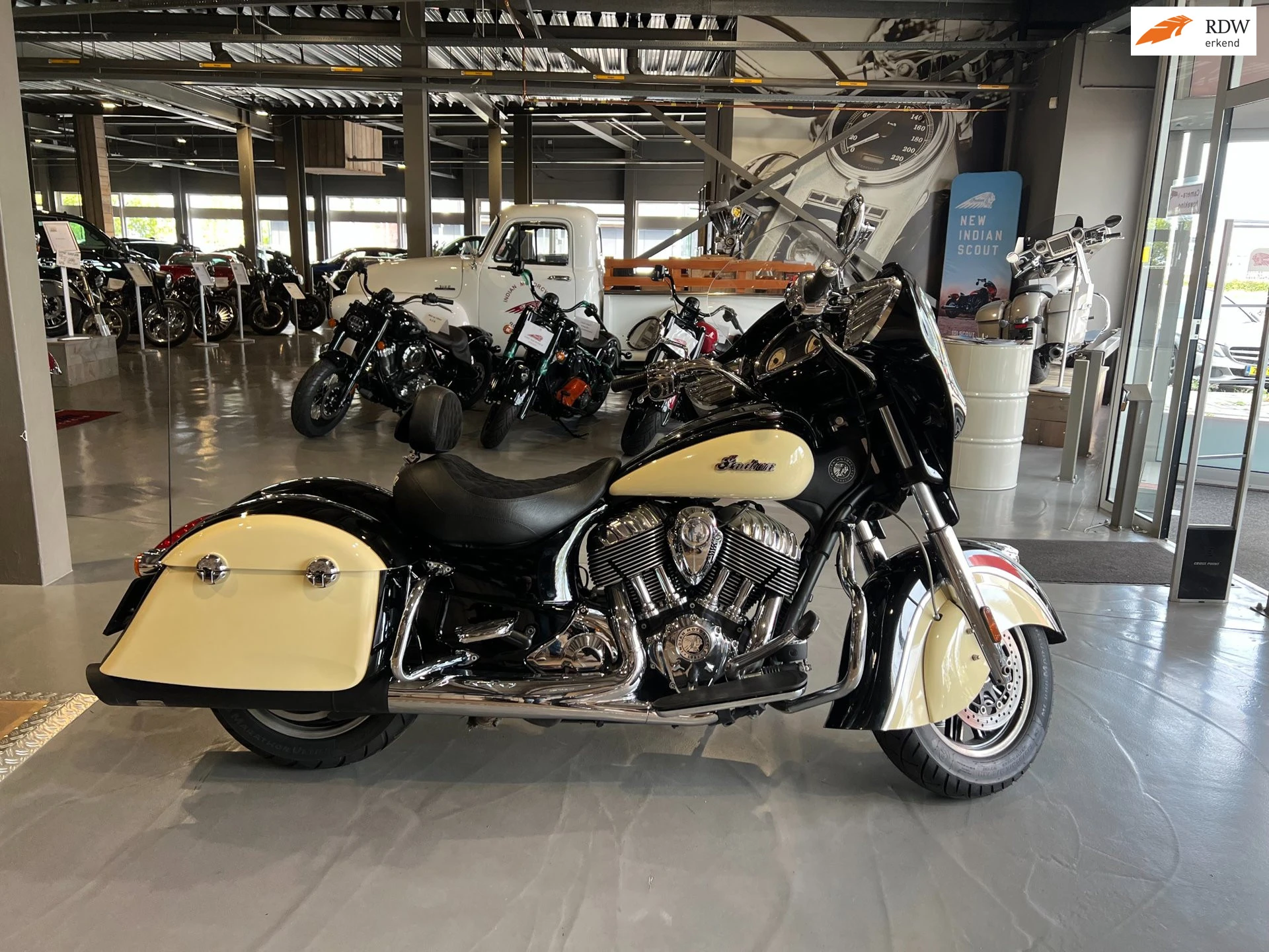 Indian Tour 2014 - 111 Chieftain afbeelding 1
