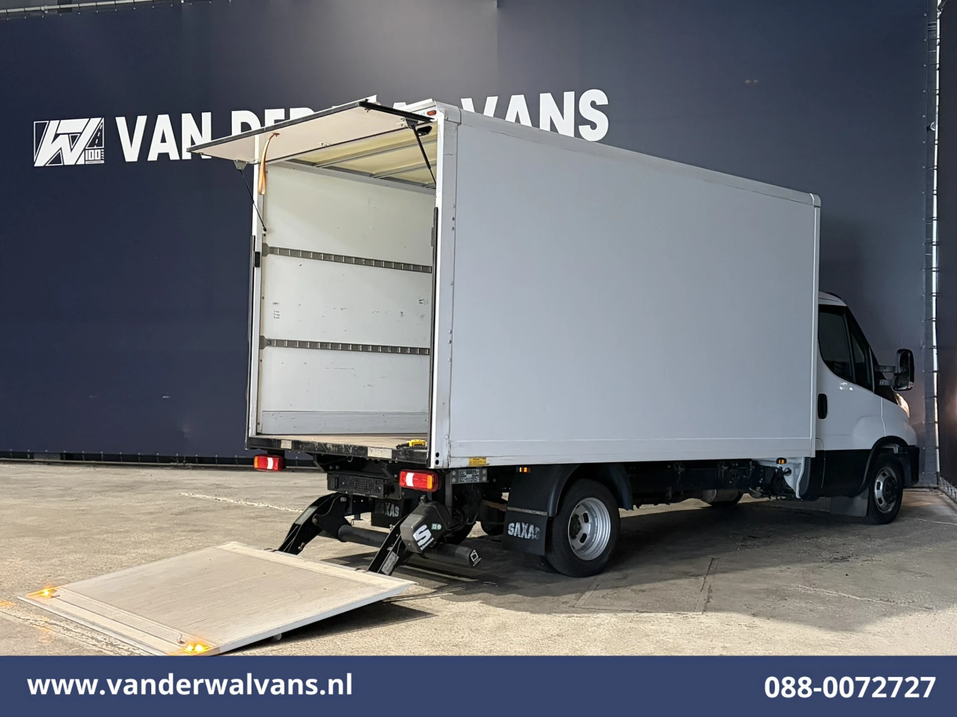 Iveco Daily 2024 - 35C16H 157pk Bakwagen Laadklep Euro6 Airco | Camera | Bijrijdersbank afbeelding 2