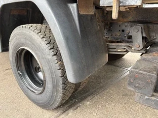 Mercedes-Benz LK 1994 - 914 (6-CILINDER) WITH TENT BOX (MANUAL GEARBOX / FULL STEEL SUSPENSION / LOADING PLATFORM) imagen 6