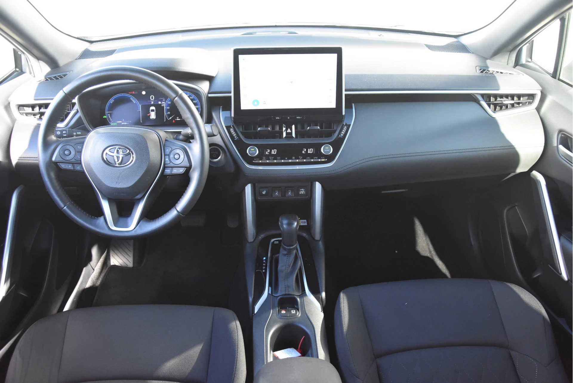 Toyota Corolla Cross 2024 - Hybrid 200 Dynamic obrázek 3