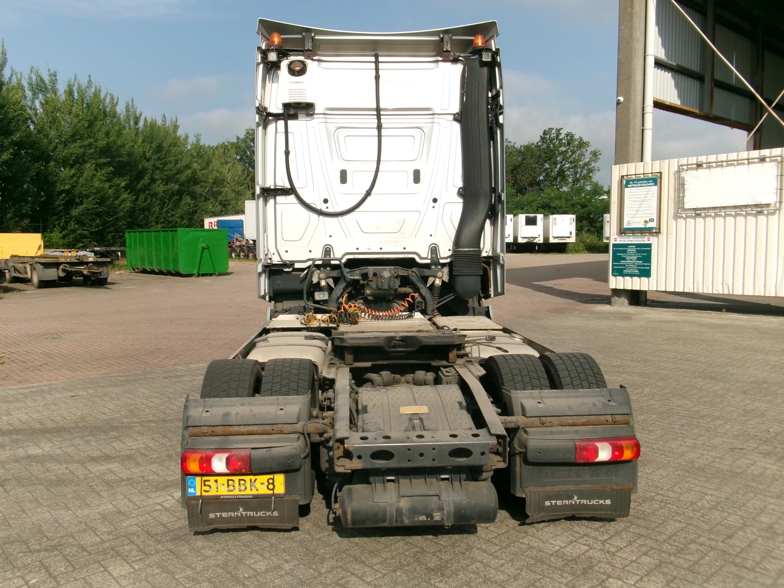 Mercedes-Benz Actros 2013 - 1845 LS EURO 5 NL TRUCK image 5