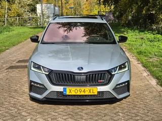 Škoda Octavia 2022 - RS Combi 2.0TDI 147KW - DSG - Pano - Matrix - 19" - Trekhaak - Export: €15.500,- EX/EX image 2 thumbnail