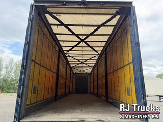 Fliegl SDS Curtainsider - Steer/Lift Axle | SAF | Forklift Mount | Boxes | S 2014 - N/A image 5